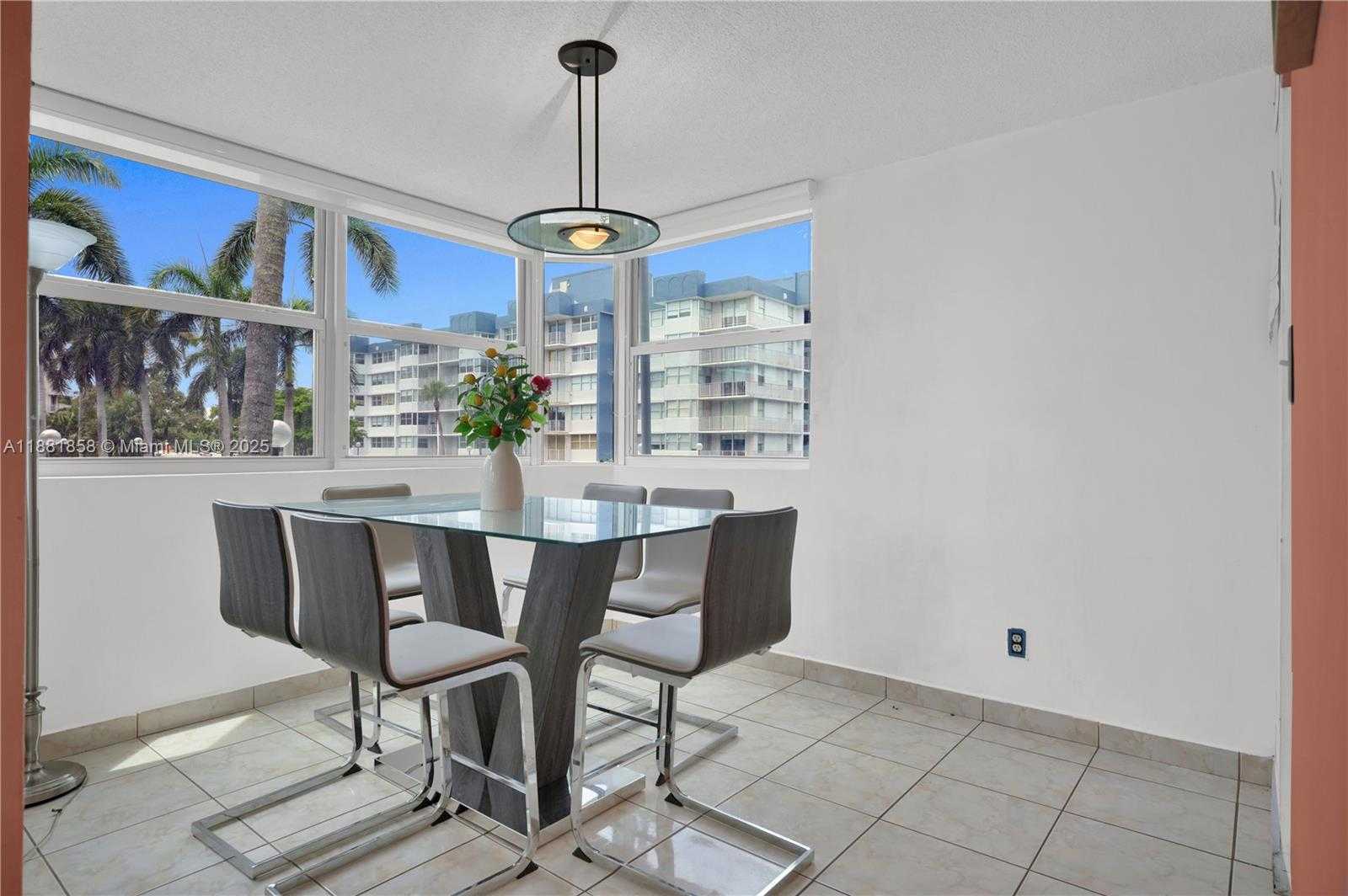 Small Image of 16558 NORTH EAST 26TH AVE #2A, North Miami Beach Number 5
