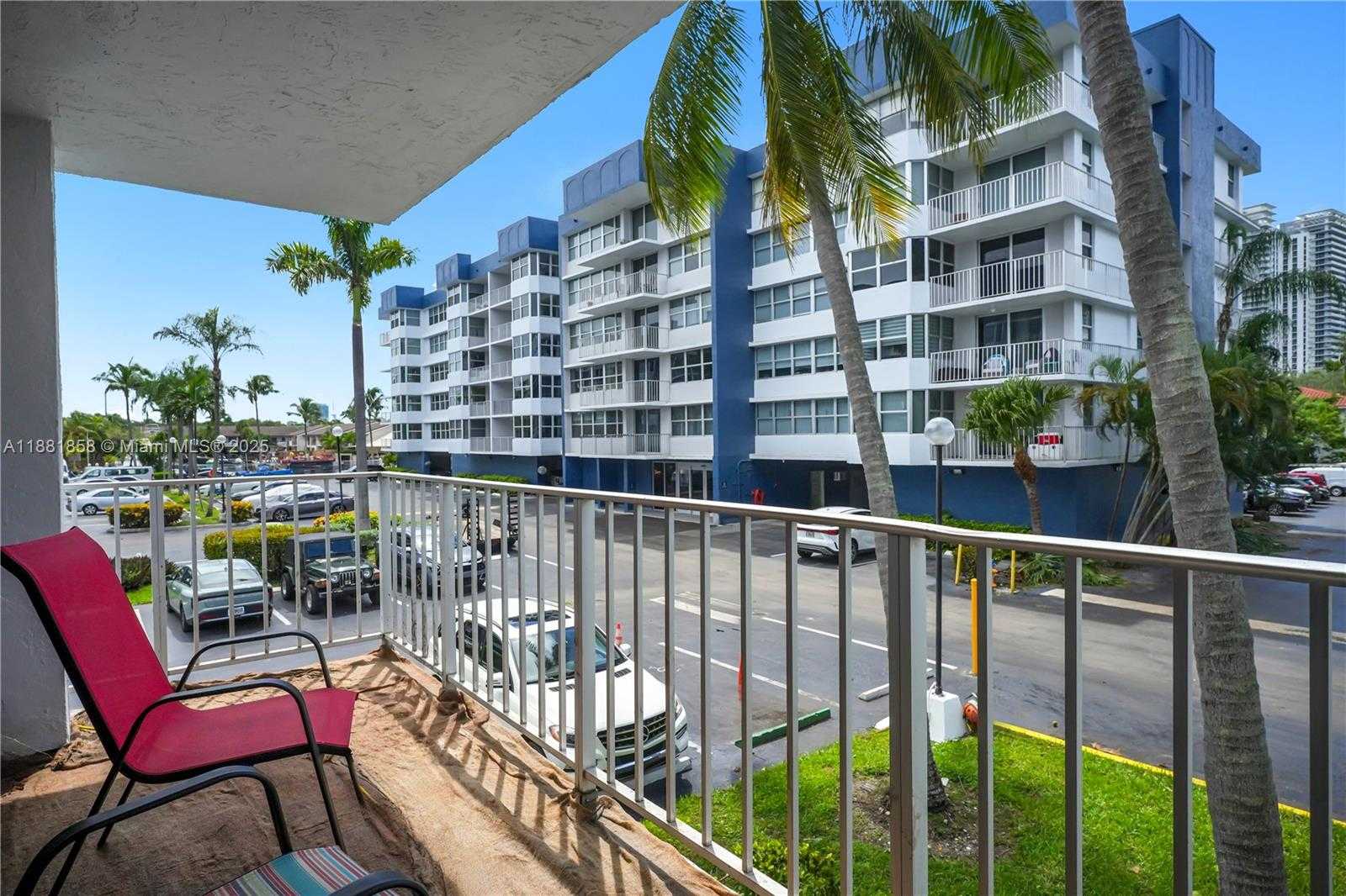 Small Image of 16558 NORTH EAST 26TH AVE #2A, North Miami Beach Number 9