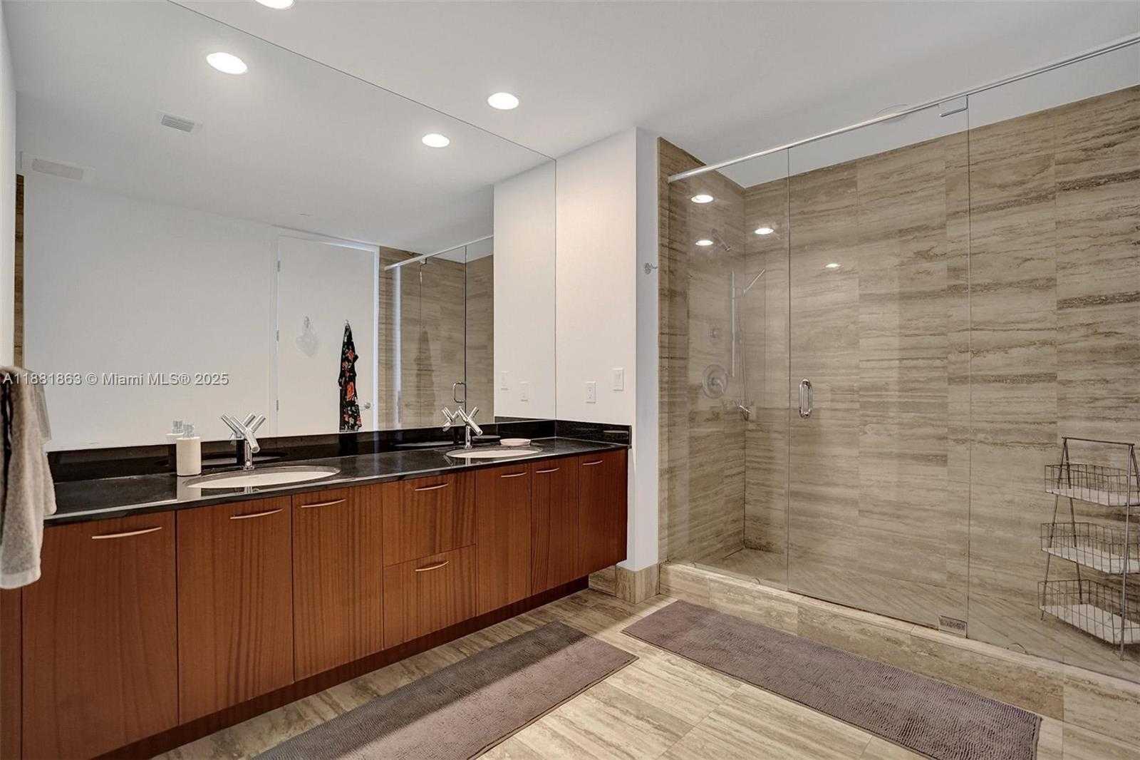 Small Image of 16001 COLLINS AVE #805, Sunny Isles Beach Number 24