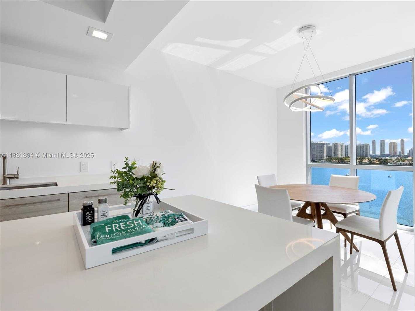 Small Image of 17111 BISCAYNE BLVD #1110, North Miami Beach Number 11