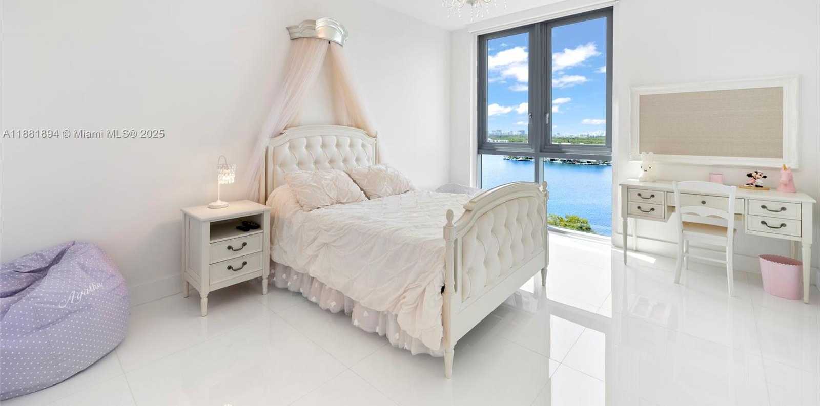 Small Image of 17111 BISCAYNE BLVD #1110, North Miami Beach Number 27