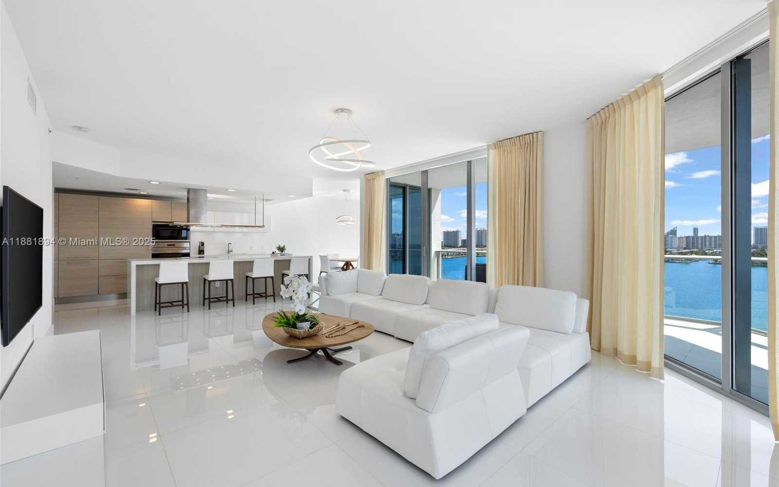 Small Image of 17111 BISCAYNE BLVD #1110, North Miami Beach Number 5