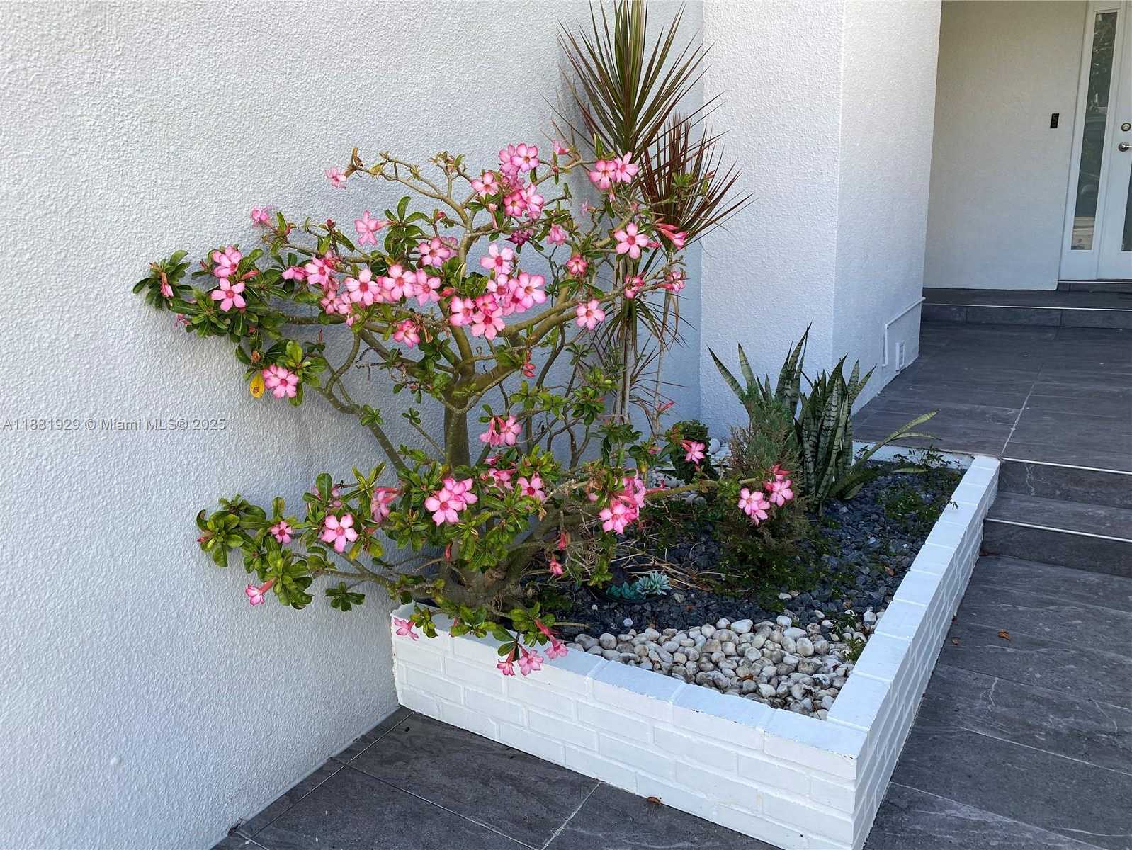 Small Image of 231 POINCIANA DR #401, Sunny Isles Beach Number 74