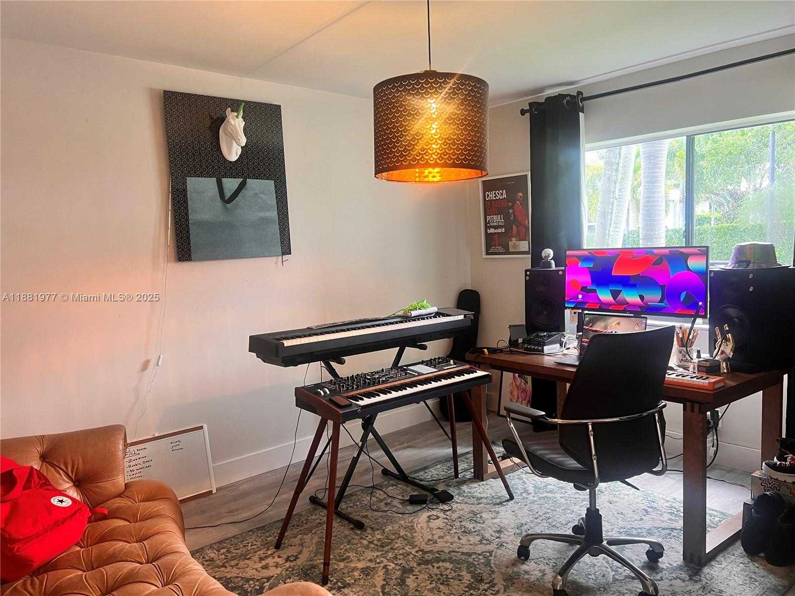 Small Image of 16531 BLATT BLVD #103, Weston Number 16