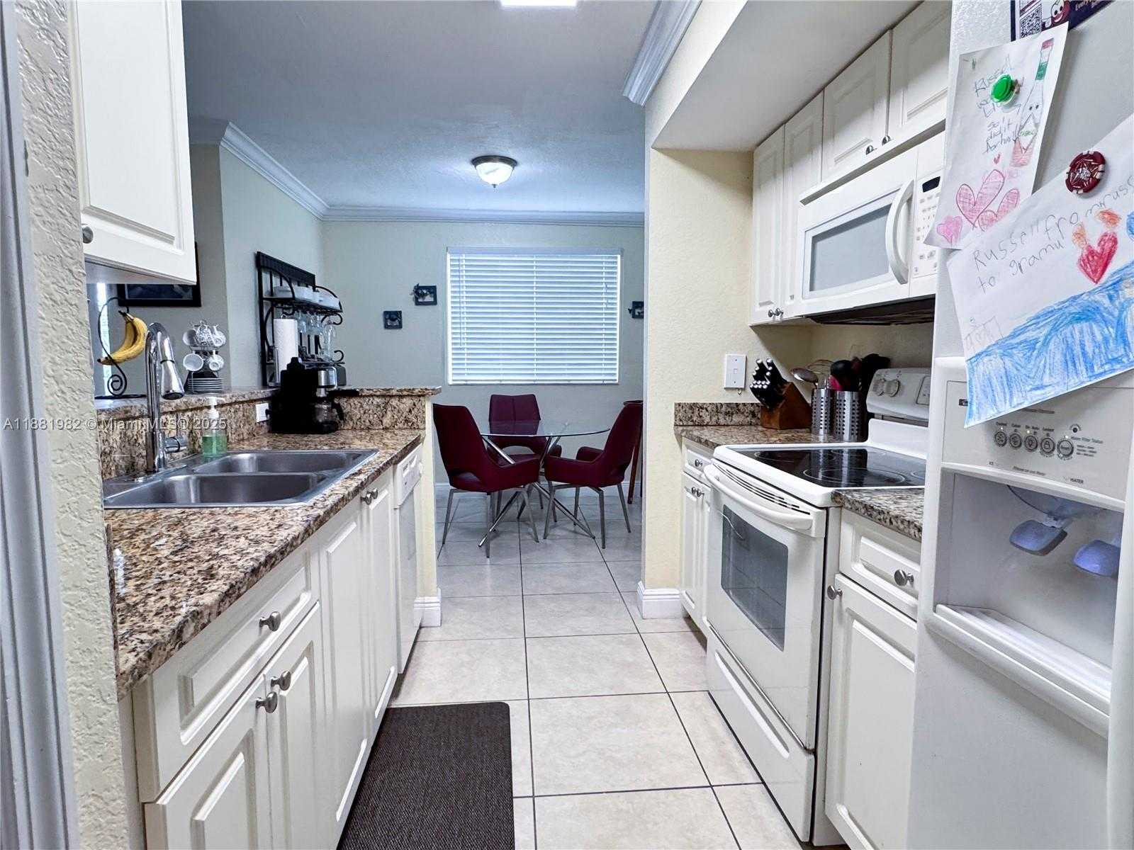 Small Image of 21100 SOUTH WEST 87TH AVE #204, Cutler Bay Number 3