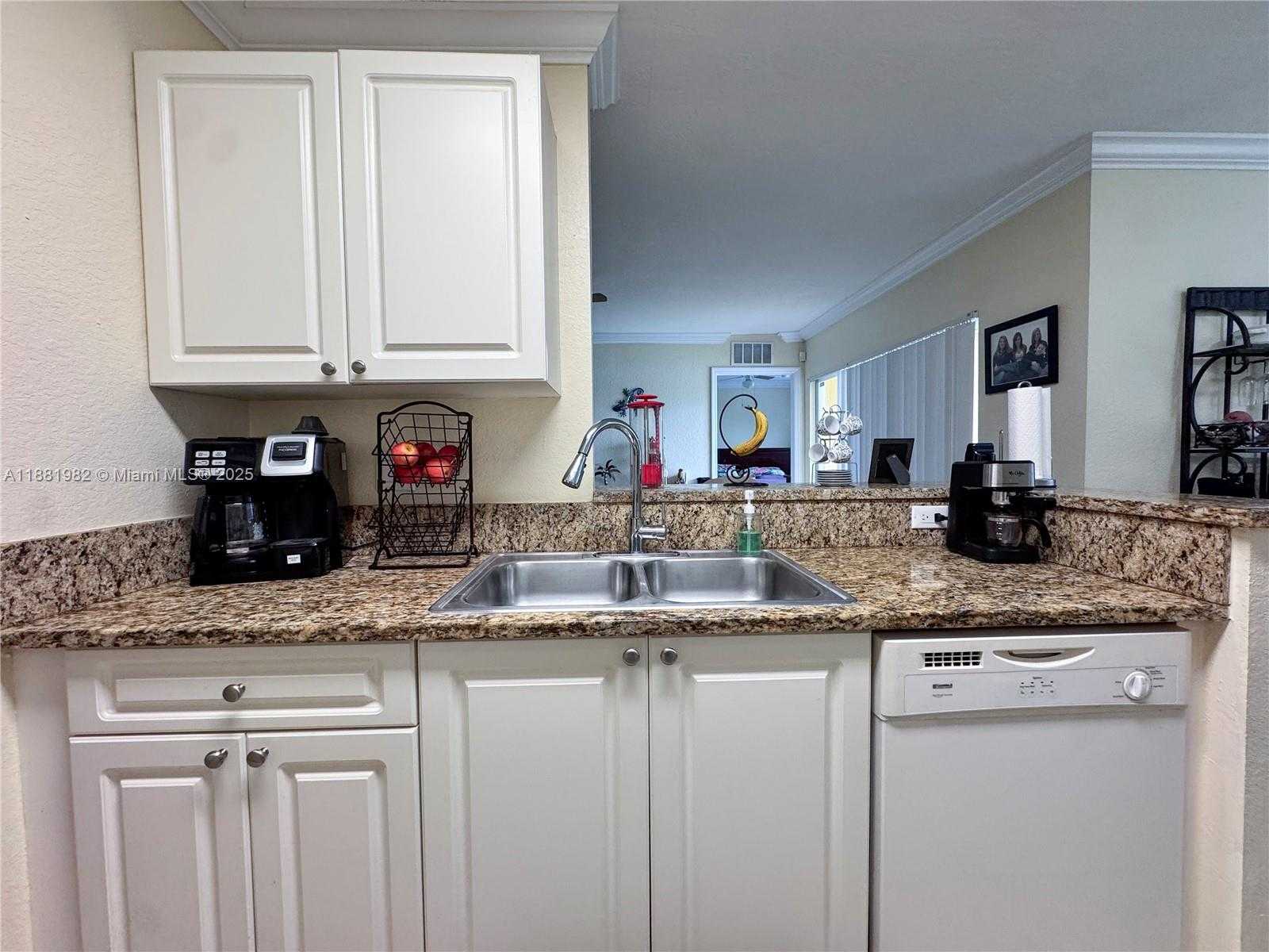 Small Image of 21100 SOUTH WEST 87TH AVE #204, Cutler Bay Number 7