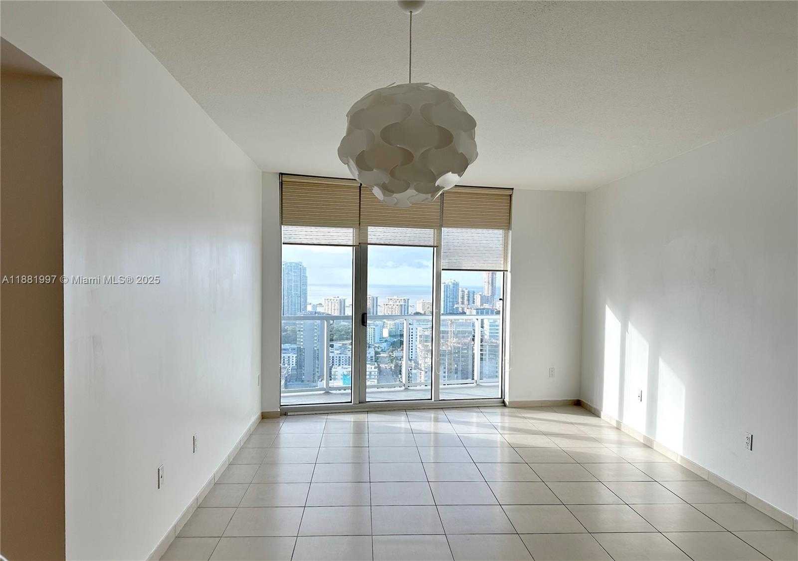 Small Image of 185 SOUTH WEST 7TH ST #3704, Miami Number 13