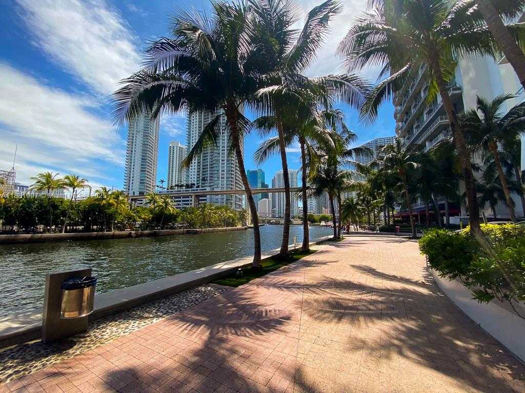 Small Image of 185 SOUTH WEST 7TH ST #3704, Miami Number 3