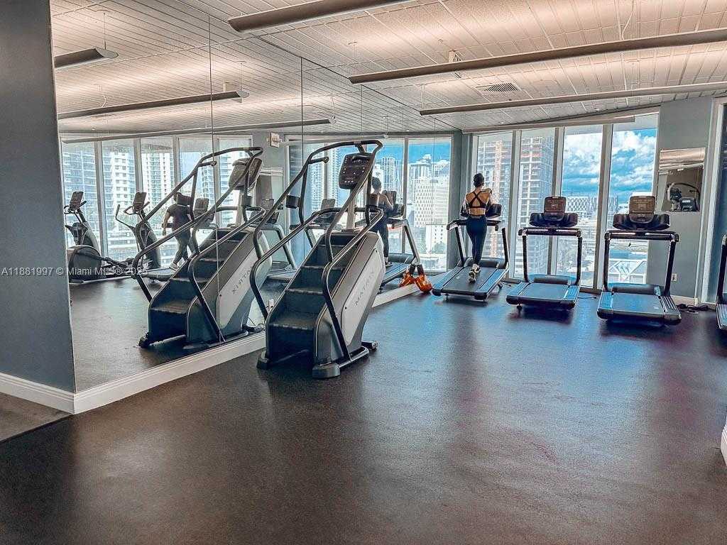 Small Image of 185 SOUTH WEST 7TH ST #3704, Miami Number 34