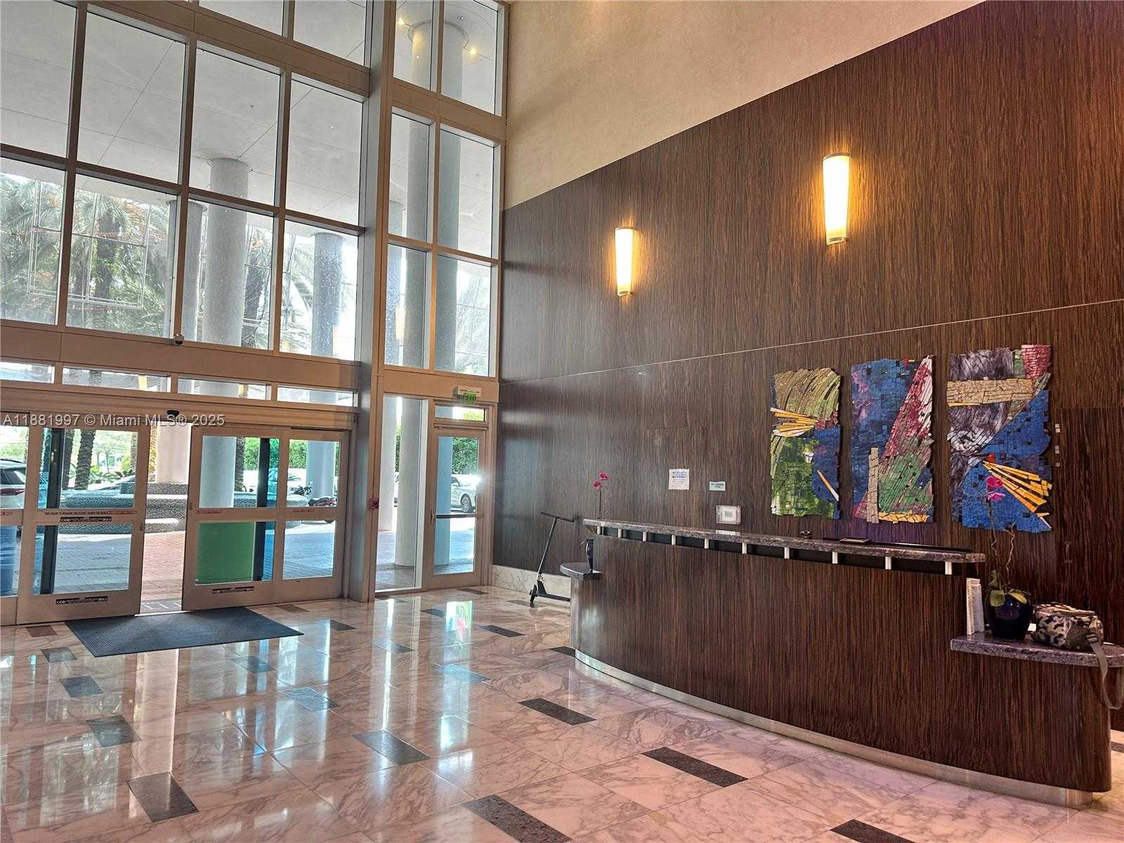 Small Image of 185 SOUTH WEST 7TH ST #3704, Miami Number 6