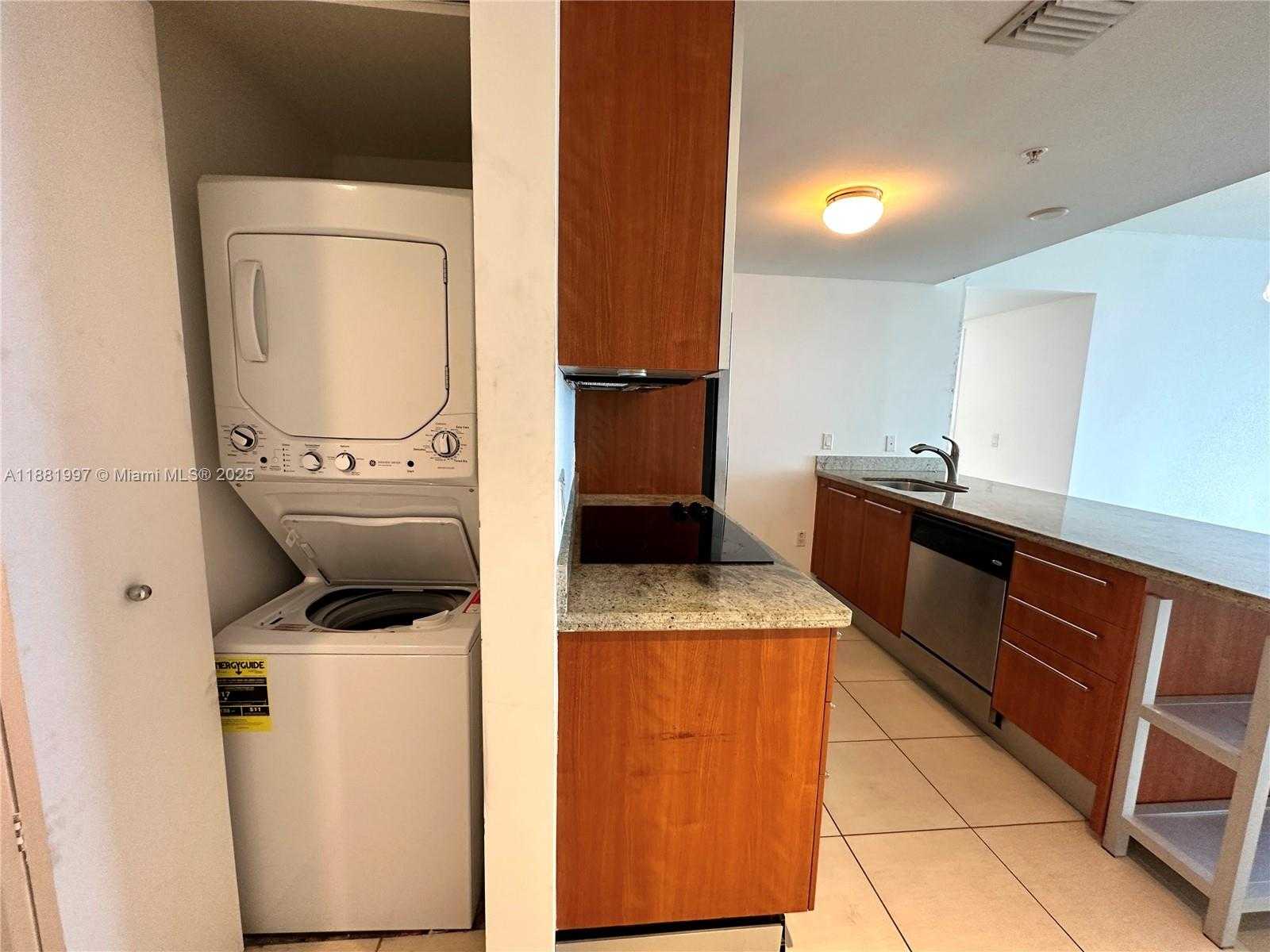 Small Image of 185 SOUTH WEST 7TH ST #3704, Miami Number 9