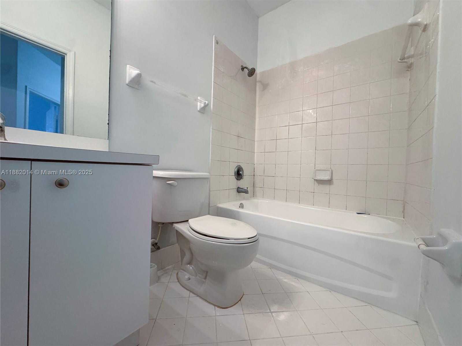 Small Image of 22072 SOUTH WEST 93RD PL, Cutler Bay Number 15