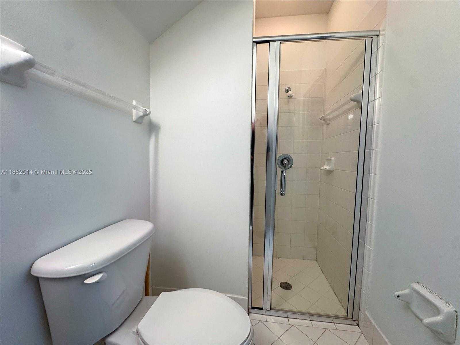 Small Image of 22072 SOUTH WEST 93RD PL, Cutler Bay Number 19