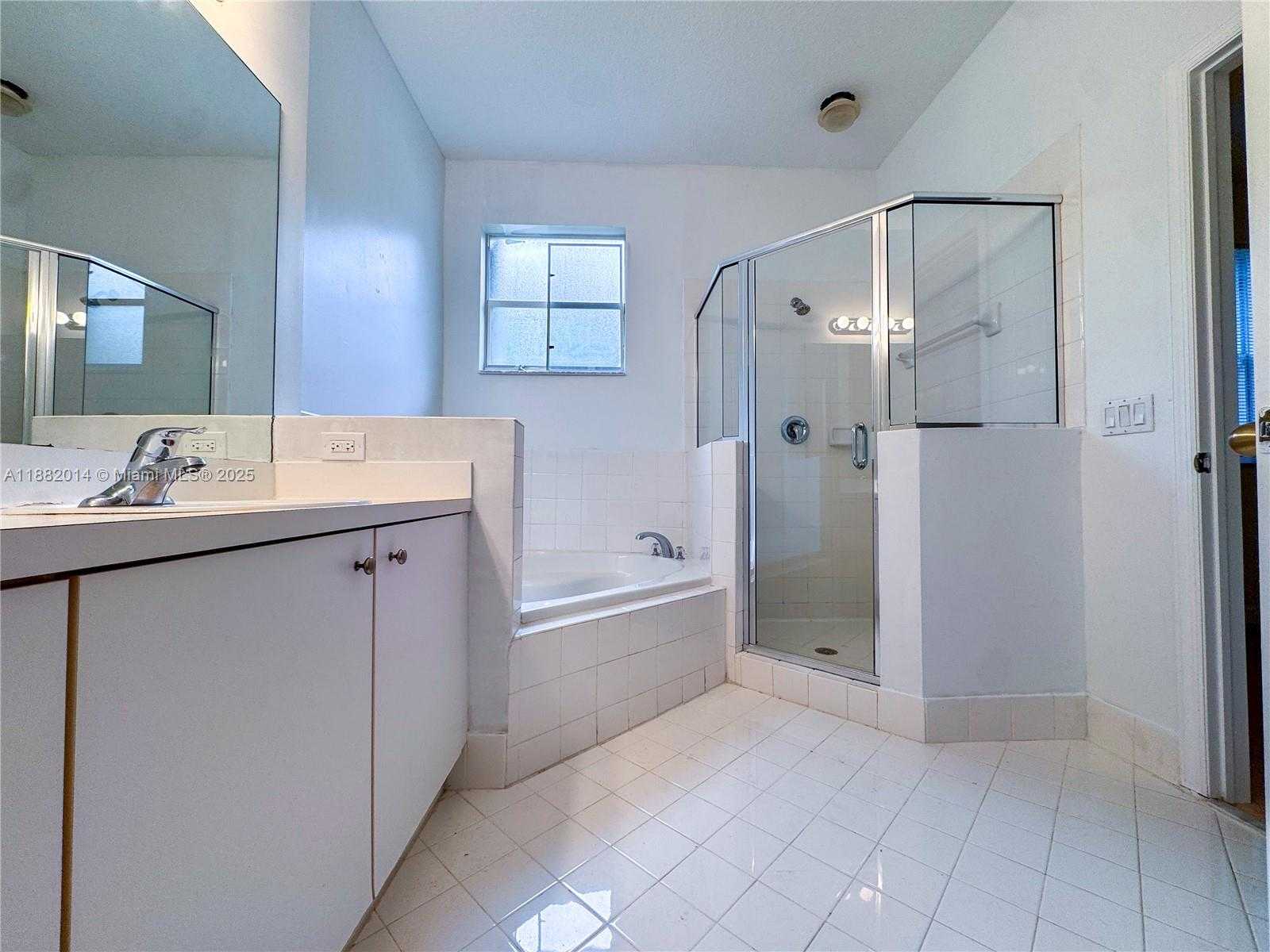 Small Image of 22072 SOUTH WEST 93RD PL, Cutler Bay Number 20