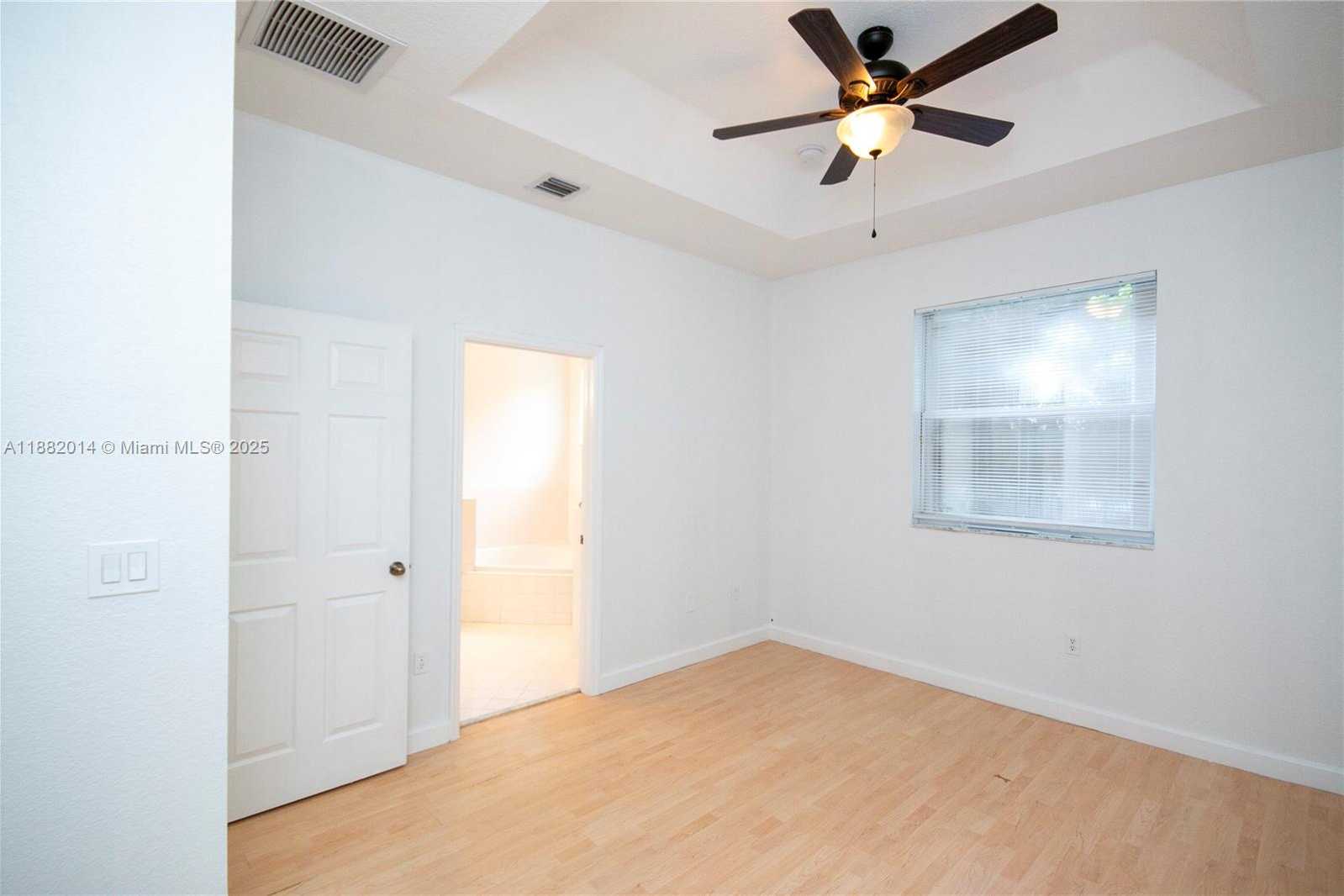 Small Image of 22072 SOUTH WEST 93RD PL, Cutler Bay Number 8