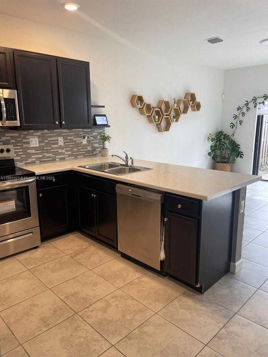 Small Image of 11374 SOUTH WEST 254TH TER, Homestead Number 11