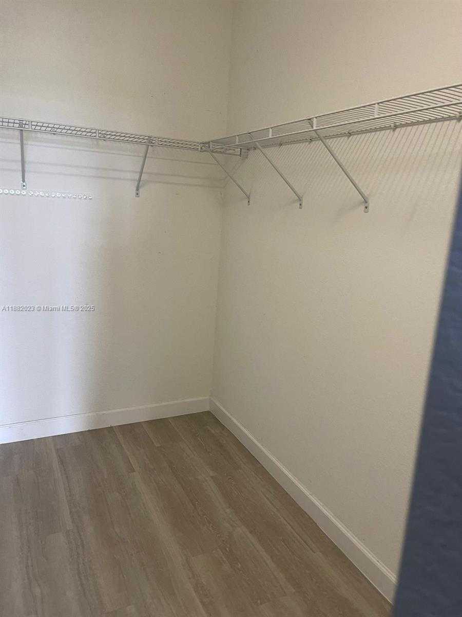 Small Image of 11374 SOUTH WEST 254TH TER, Homestead Number 32