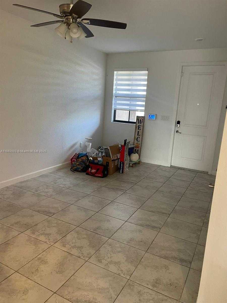 Small Image of 11374 SOUTH WEST 254TH TER, Homestead Number 4