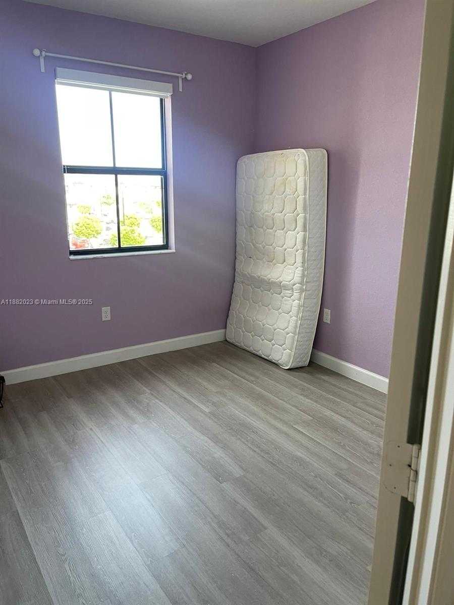 Small Image of 11374 SOUTH WEST 254TH TER, Homestead Number 40