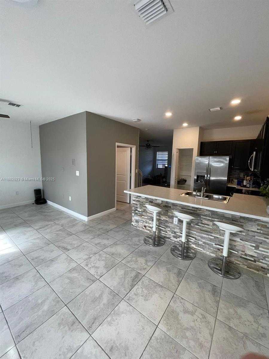 Small Image of 11374 SOUTH WEST 254TH TER, Homestead Number 9
