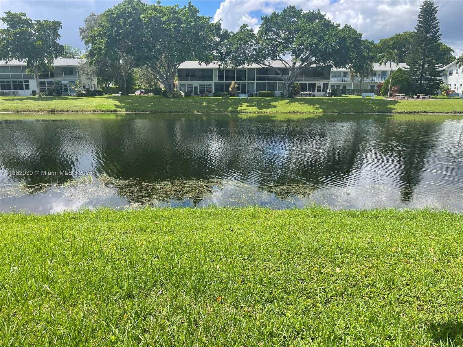 Small Image of 36 ISLEWOOD B #36, Deerfield Beach Number 10