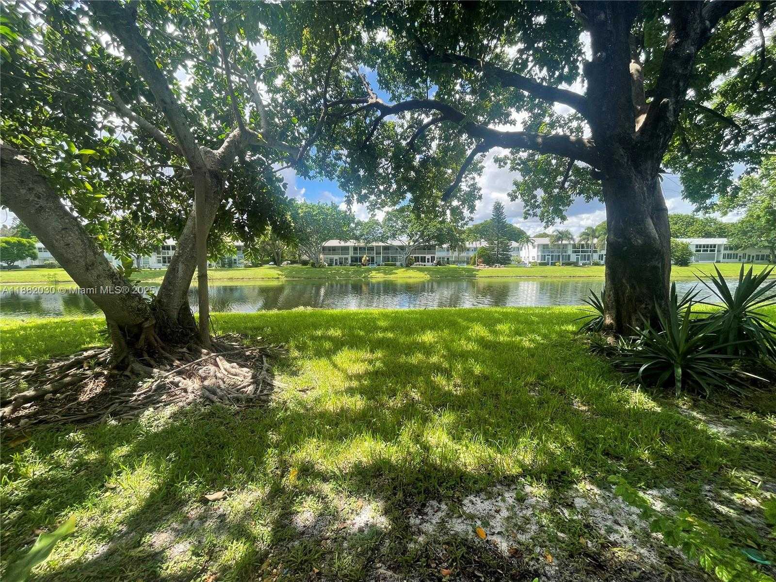 Small Image of 36 ISLEWOOD B #36, Deerfield Beach Number 6