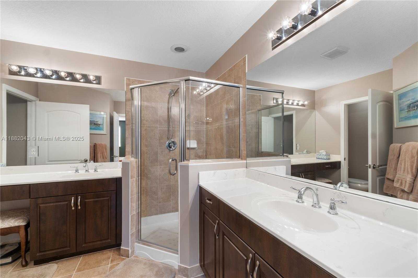 Small Image of 7702 PADDOCK PL #7702, Davie Number 11