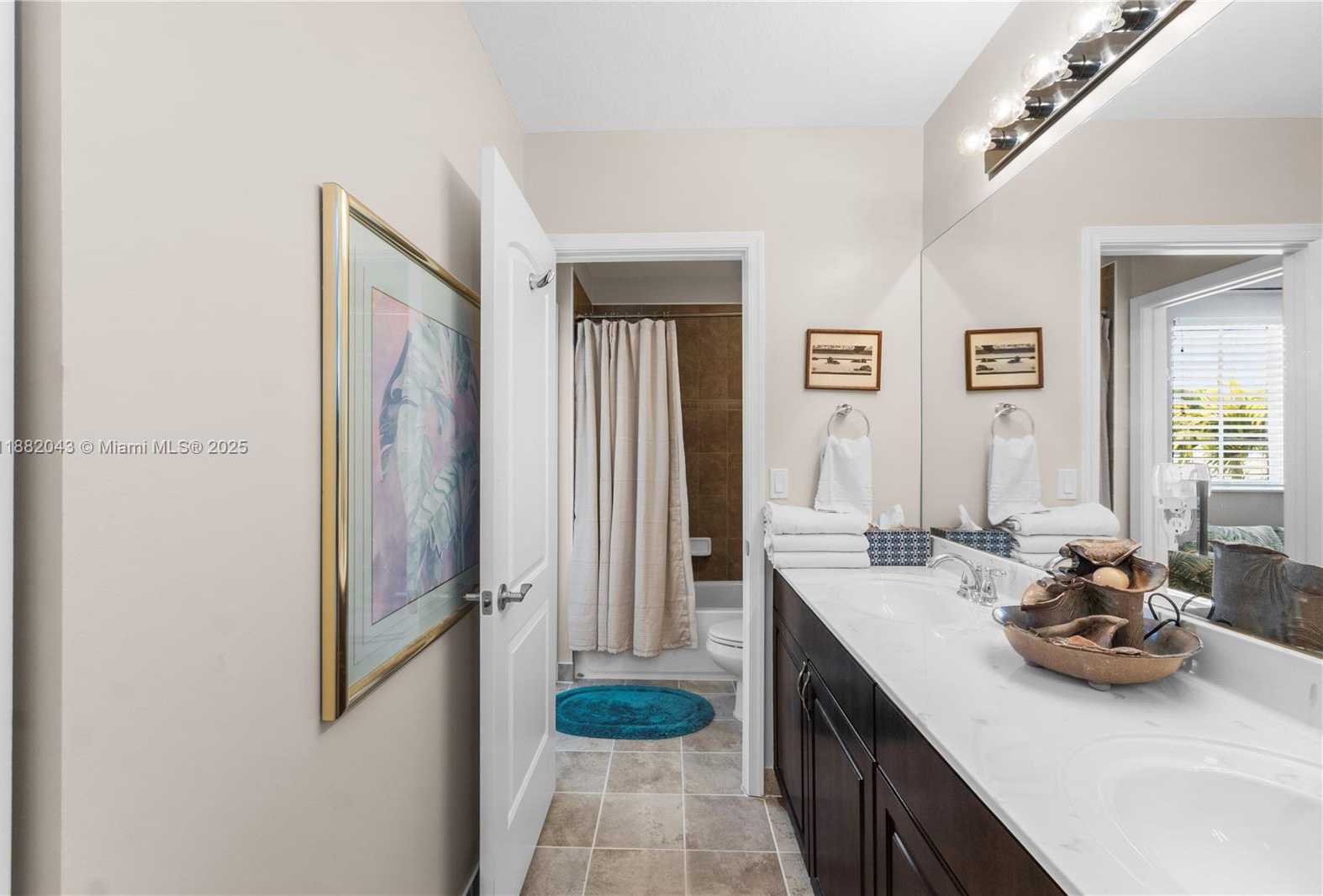 Small Image of 7702 PADDOCK PL #7702, Davie Number 19
