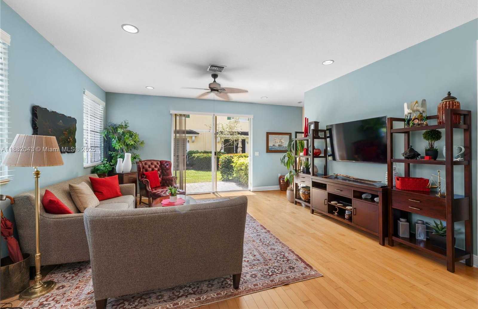 Small Image of 7702 PADDOCK PL #7702, Davie Number 26