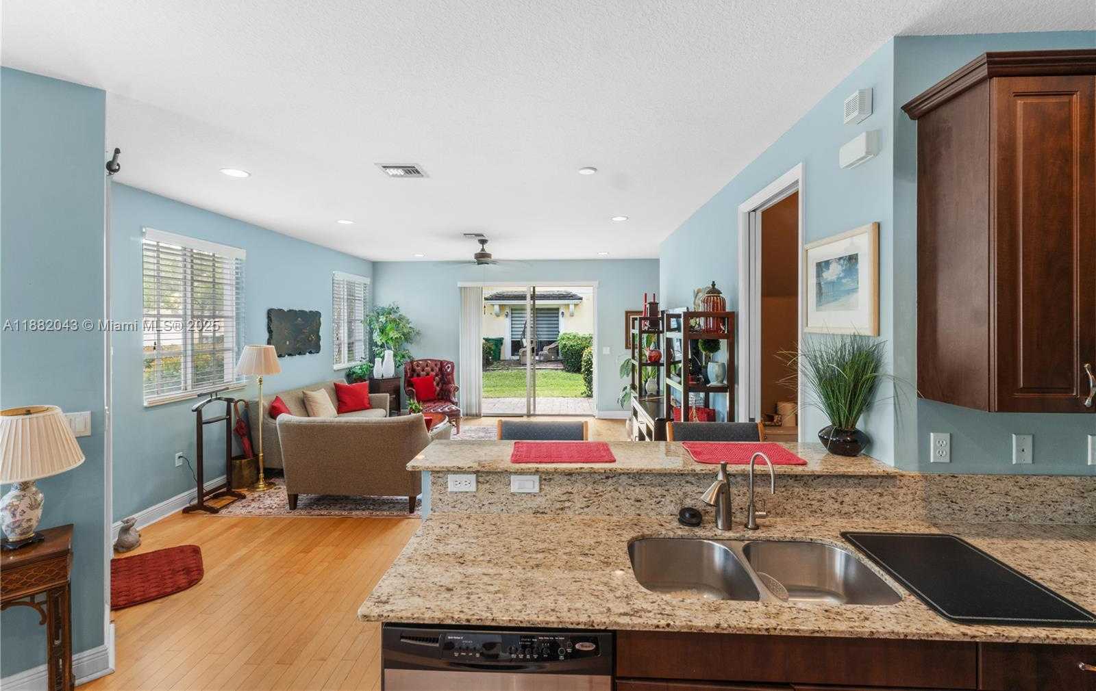 Small Image of 7702 PADDOCK PL #7702, Davie Number 28