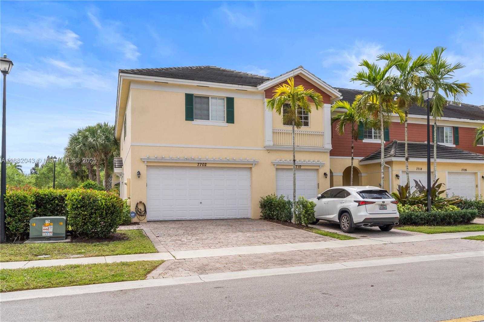 Small Image of 7702 PADDOCK PL #7702, Davie Number 39