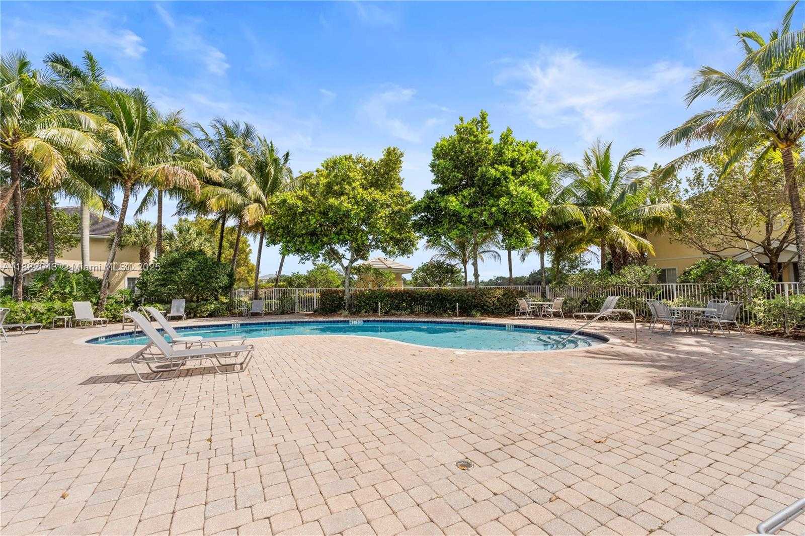 Small Image of 7702 PADDOCK PL #7702, Davie Number 51