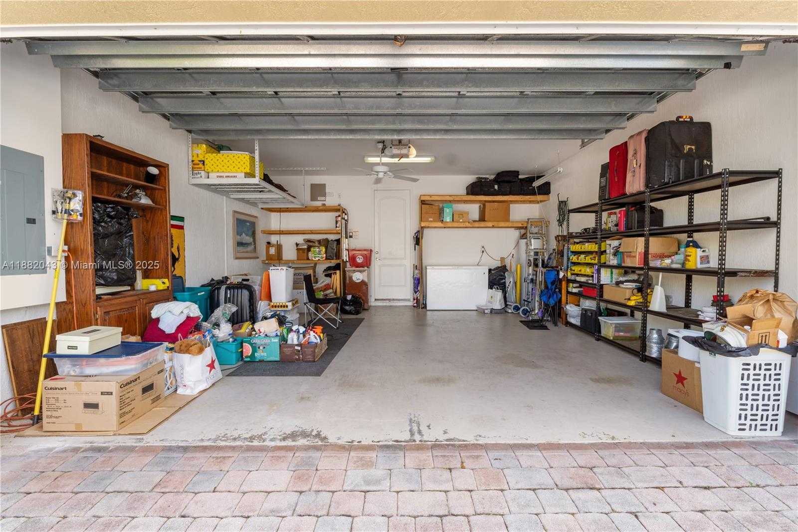 Small Image of 7702 PADDOCK PL #7702, Davie Number 6