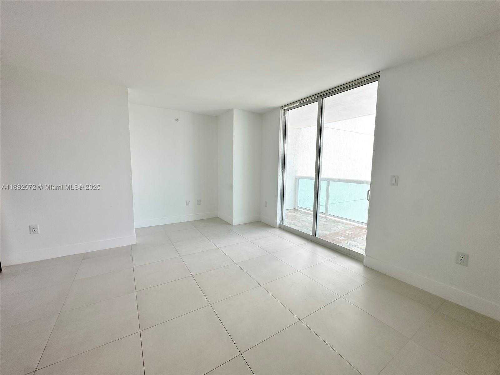 Small Image of 1800 NORTH BAYSHORE DR #4102, Miami Number 22