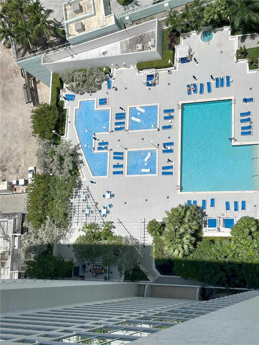 Small Image of 1800 NORTH BAYSHORE DR #4102, Miami Number 28