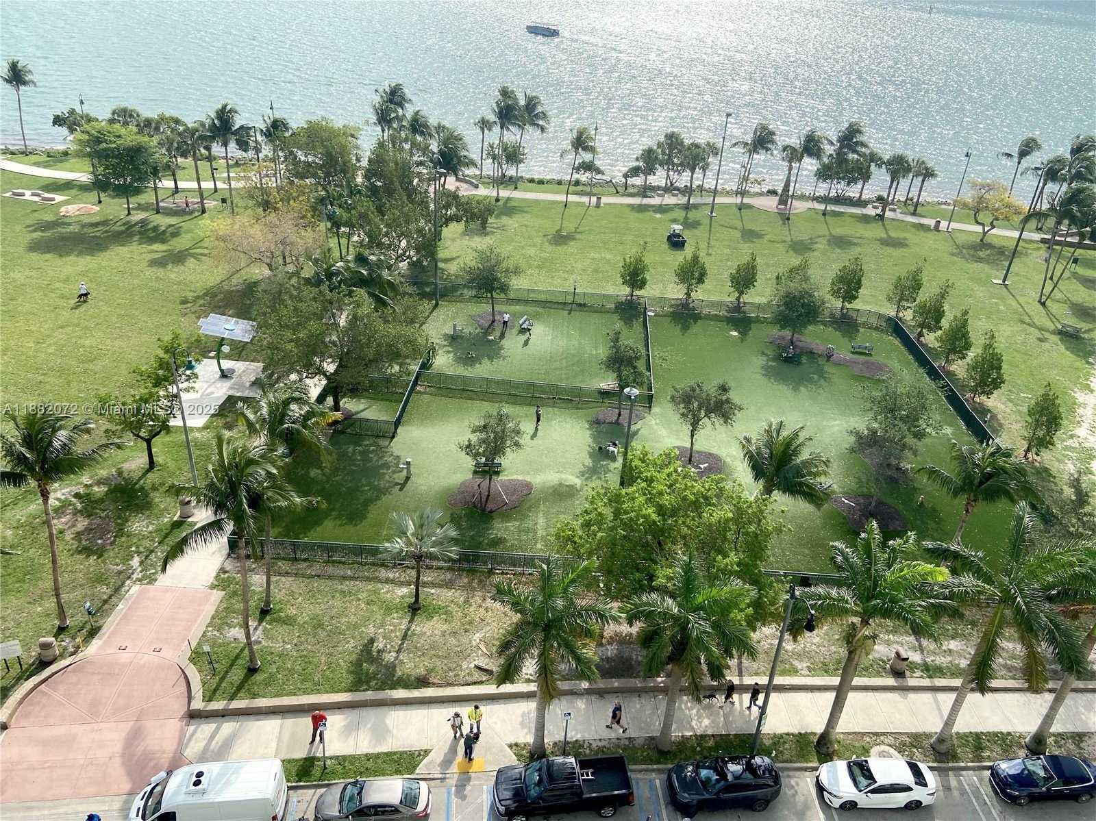 Small Image of 1800 NORTH BAYSHORE DR #4102, Miami Number 33