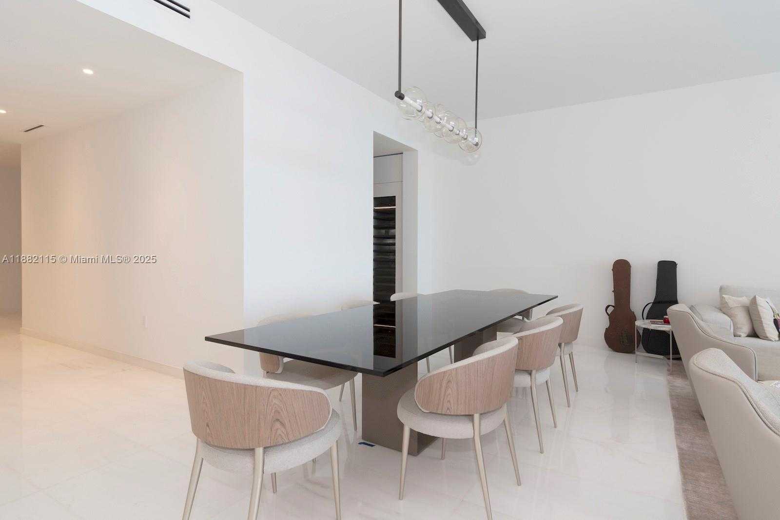 Small Image of 300 BISCAYNE BLVD WAY #3503, Miami Number 14