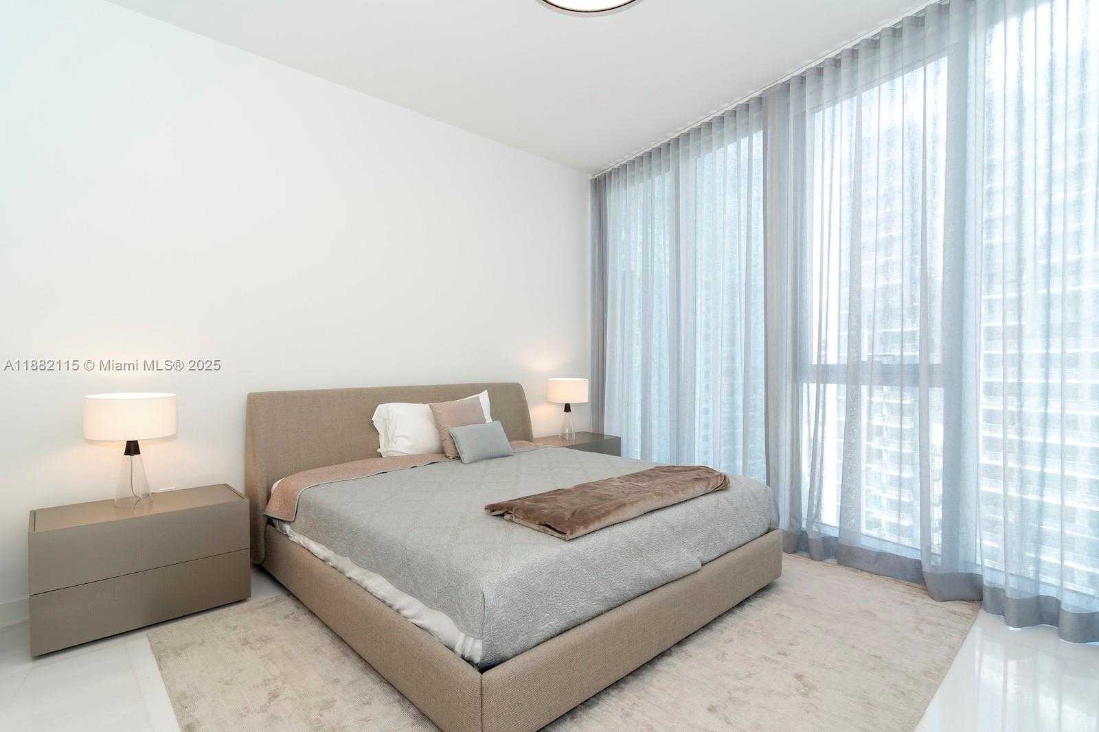Small Image of 300 BISCAYNE BLVD WAY #3503, Miami Number 23