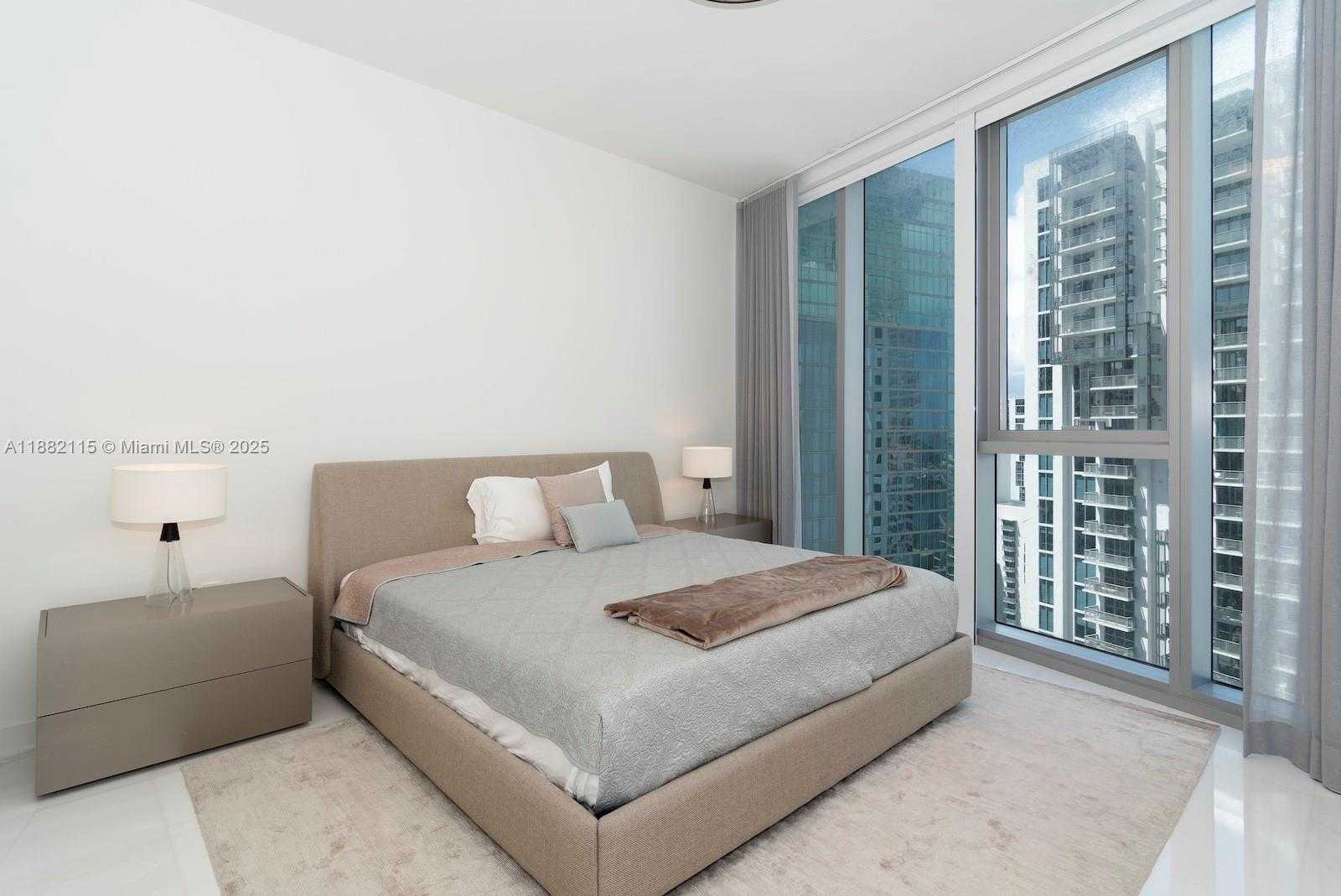 Small Image of 300 BISCAYNE BLVD WAY #3503, Miami Number 24