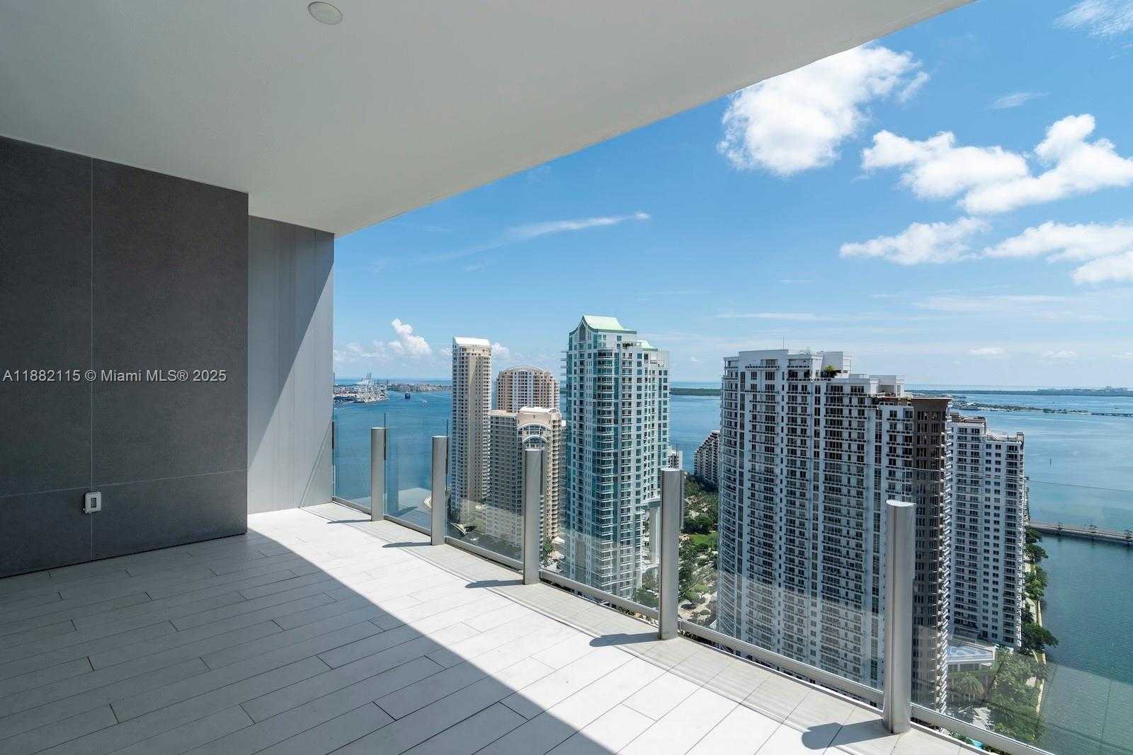 Small Image of 300 BISCAYNE BLVD WAY #3503, Miami Number 4