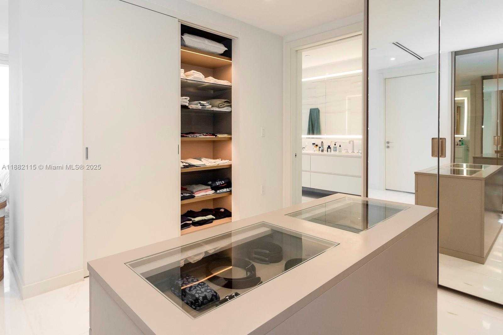 Small Image of 300 BISCAYNE BLVD WAY #3503, Miami Number 47