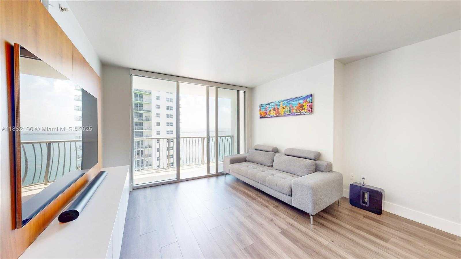 Small Image of 1750 NORTH BAYSHORE DR #2803, Miami Number 3