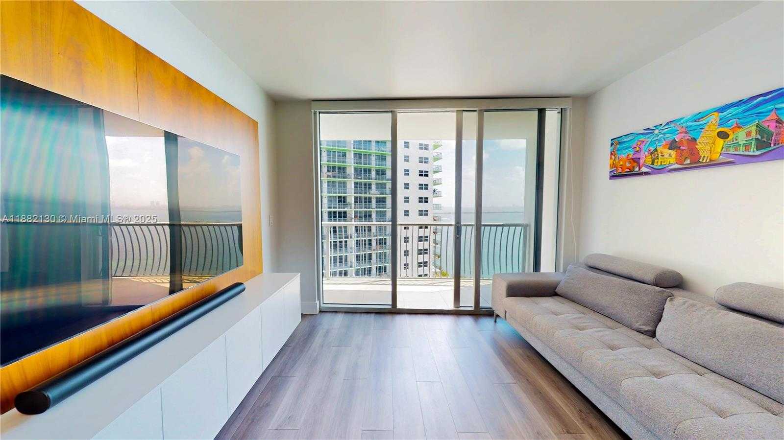 Small Image of 1750 NORTH BAYSHORE DR #2803, Miami Number 4