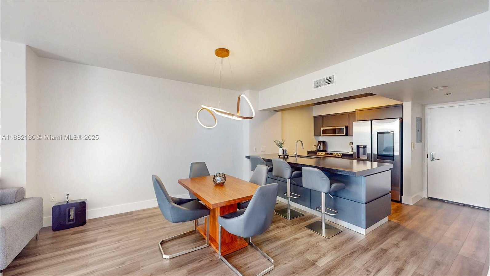 Small Image of 1750 NORTH BAYSHORE DR #2803, Miami Number 9