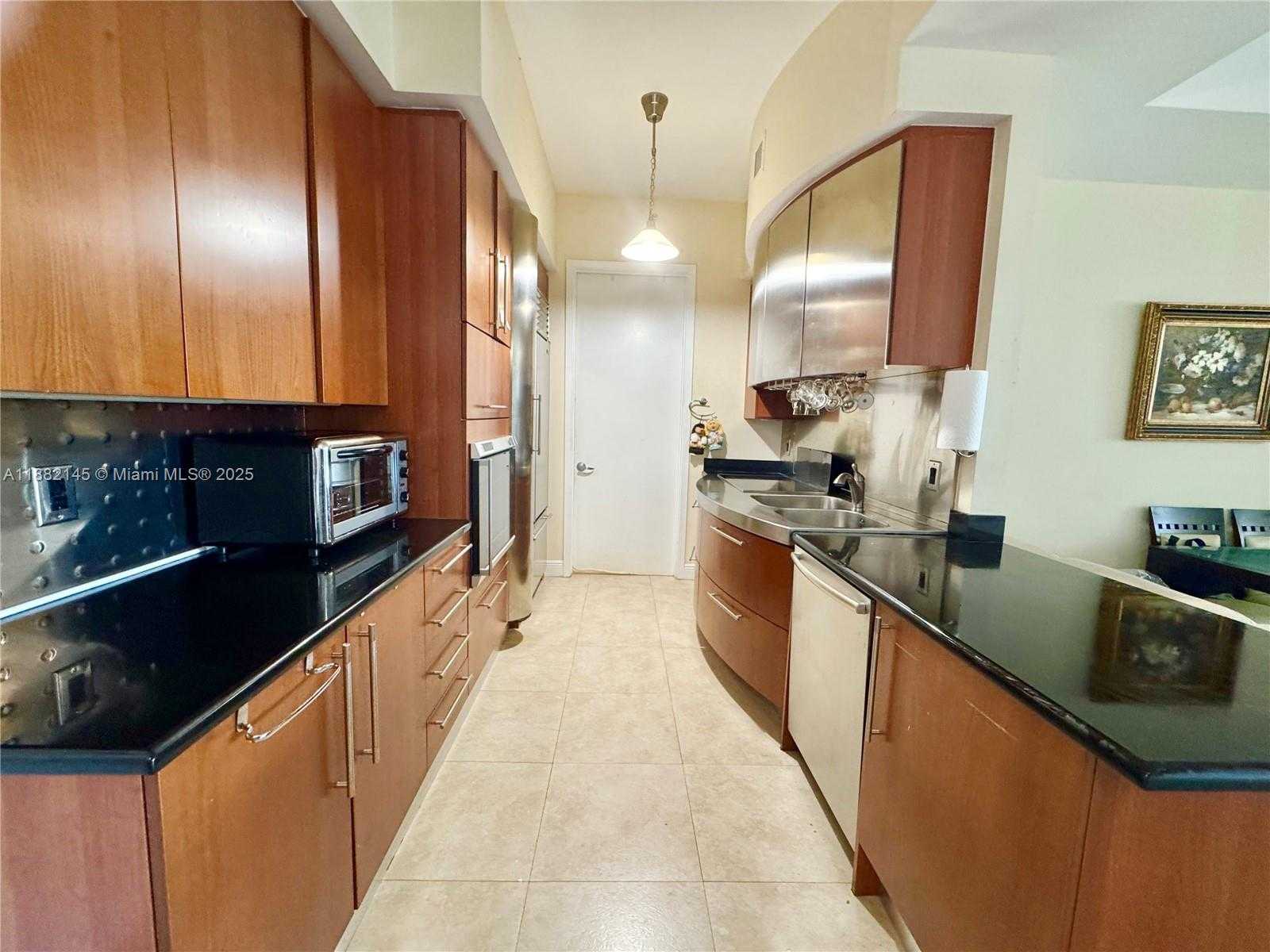 Small Image of 18101 COLLINS AVE #602, Sunny Isles Beach Number 14