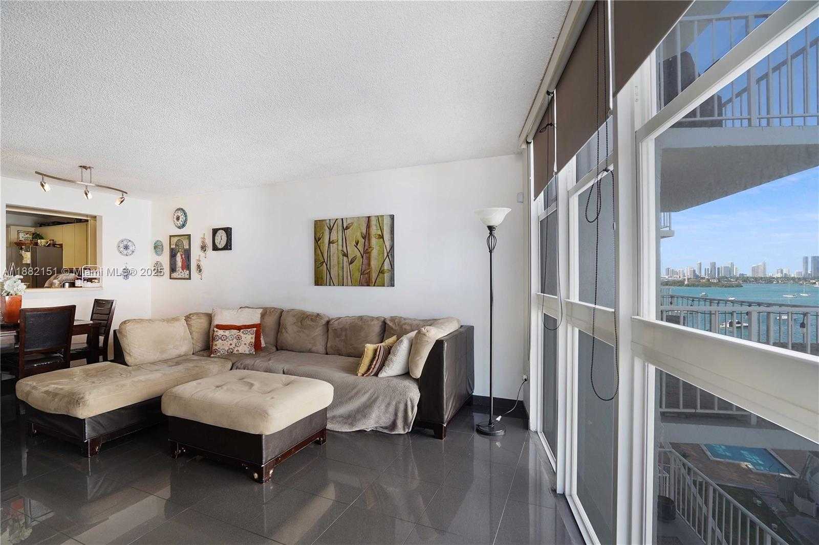 Small Image of 1228 WEST AVE #607, Miami Beach Number 13