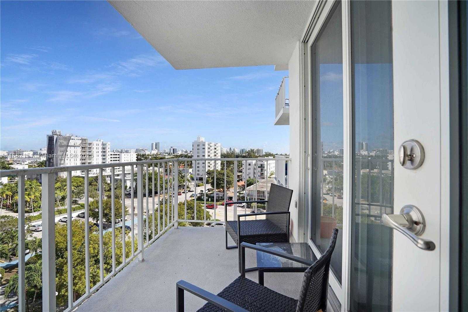 Small Image of 1228 WEST AVE #607, Miami Beach Number 25