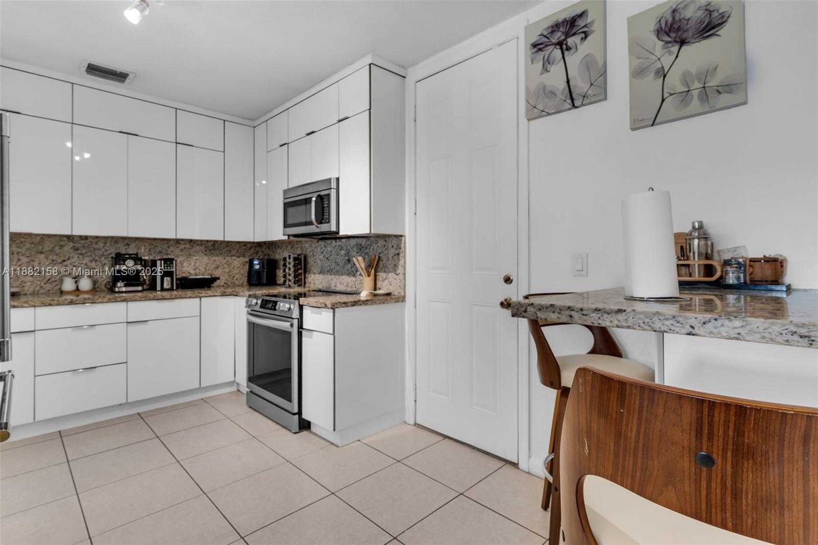 Small Image of 22766 SOUTH WEST 89TH PL, Cutler Bay Number 11
