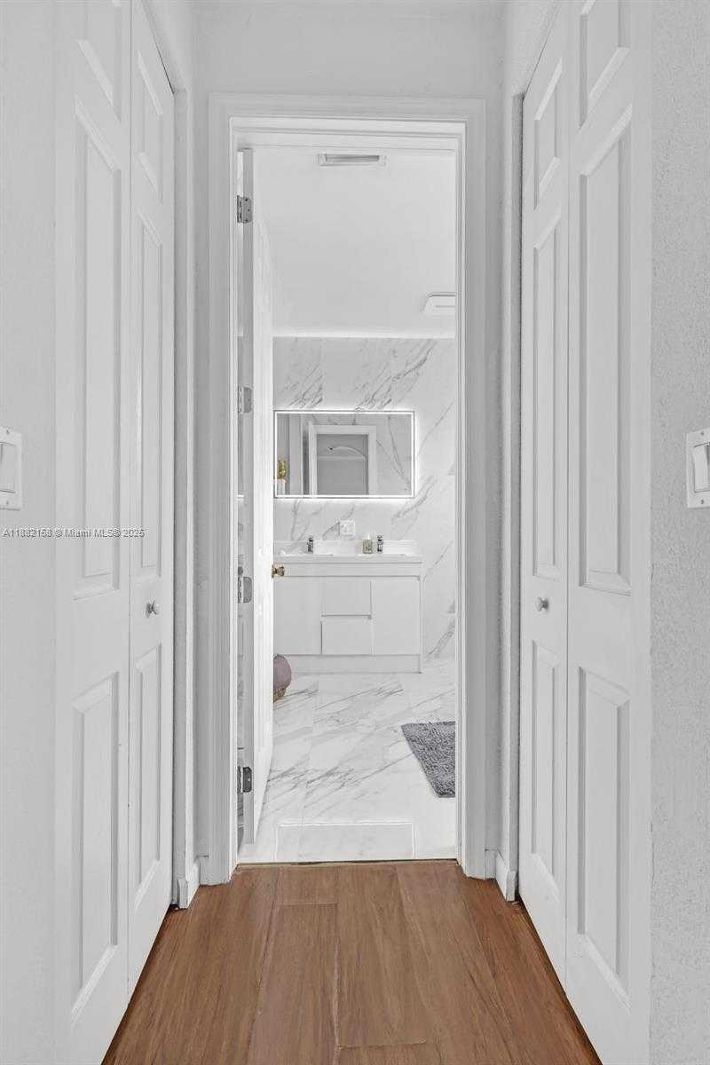 Small Image of 22766 SOUTH WEST 89TH PL, Cutler Bay Number 23