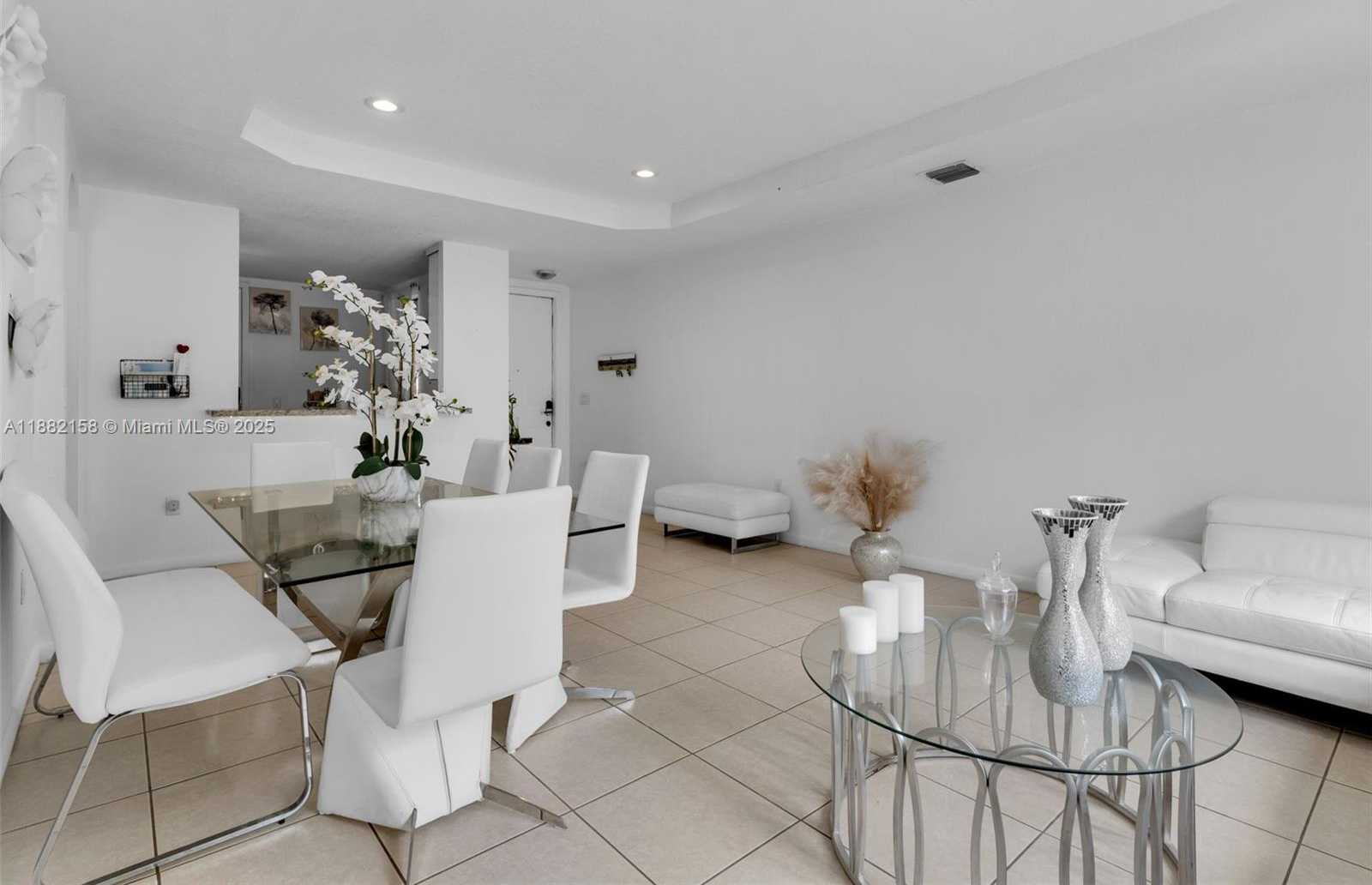 Small Image of 22766 SOUTH WEST 89TH PL, Cutler Bay Number 9